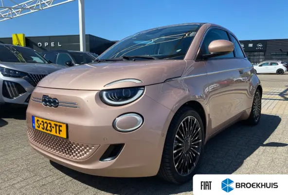 La Prima 42 kWh 94%SOH! | Vol-Leder | Tech Pack | Adaptive Cruise | Stoelverwarming | Achteruitrijcamera | Dodehoek-Detectie | !!
