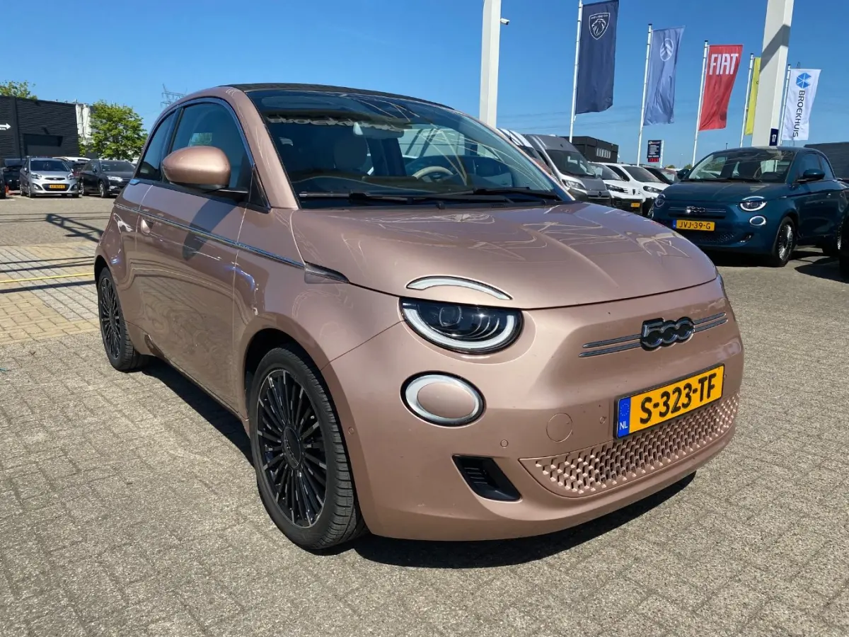 La Prima 42 kWh 94%SOH! | Vol-Leder | Tech Pack | Adaptive Cruise | Stoelverwarming | Achteruitrijcamera | Dodehoek-Detectie | !!