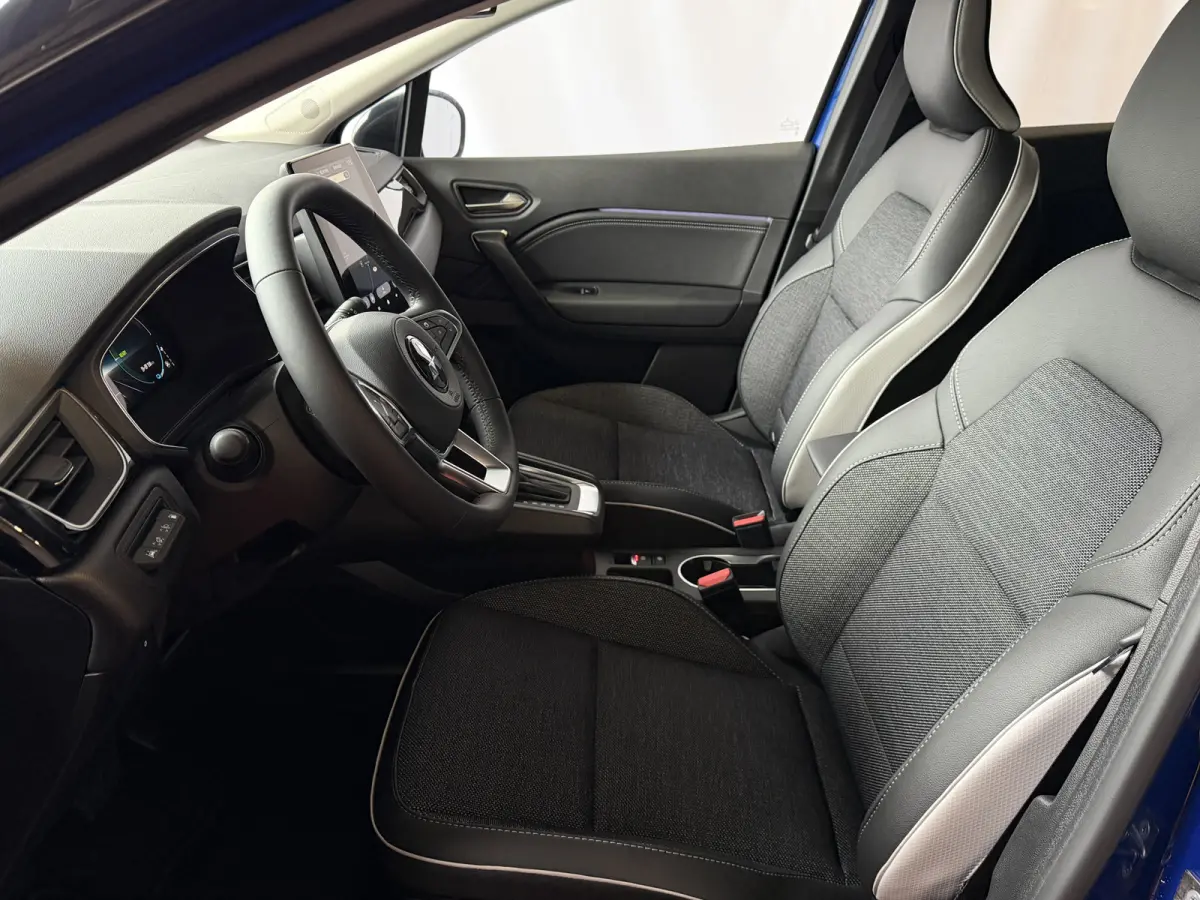 1.6 PHEV AT INTENSE+ NW AUTO / CAMERA / NAVI LED STOEL + STUUR VERW PLUG IN HYBRID