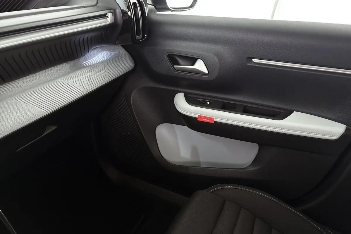 Max 113pk Extended Range 54 kWh Winterpakket Camera Carplay All Season banden