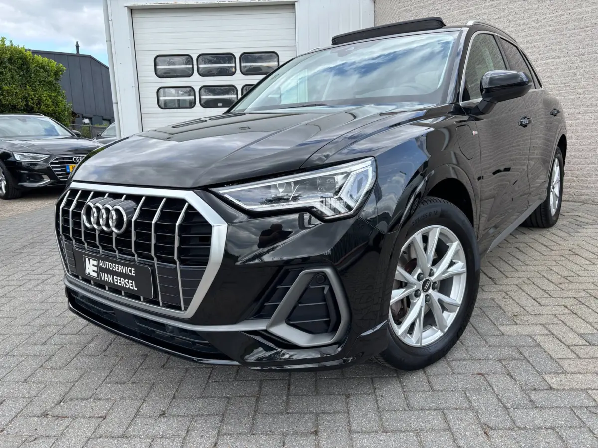 45 TFSI e S edition PANO / S-LINE / LEDER ALCANTARA / CAMERA / LED / VERWARMDE STOELEN / SPORTSTOELEN