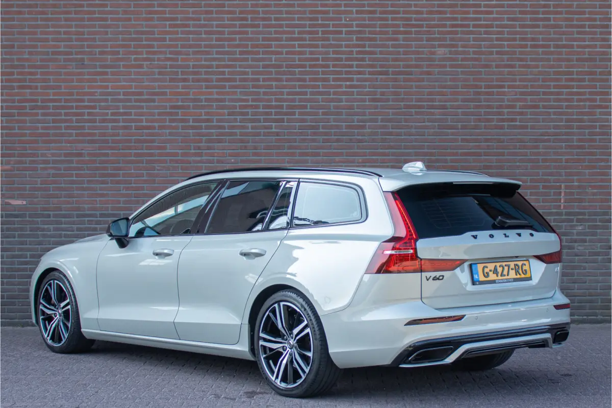 T4 R-Design, Origineel NL, Polestar, Stoel & Stuurverwarming, Camera, Leder, Carplay, Full LED, Memory.