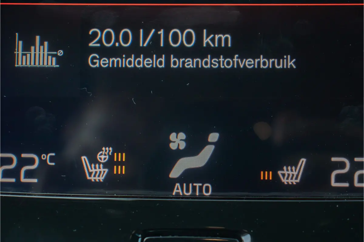 T4 R-Design, Origineel NL, Polestar, Stoel & Stuurverwarming, Camera, Leder, Carplay, Full LED, Memory.