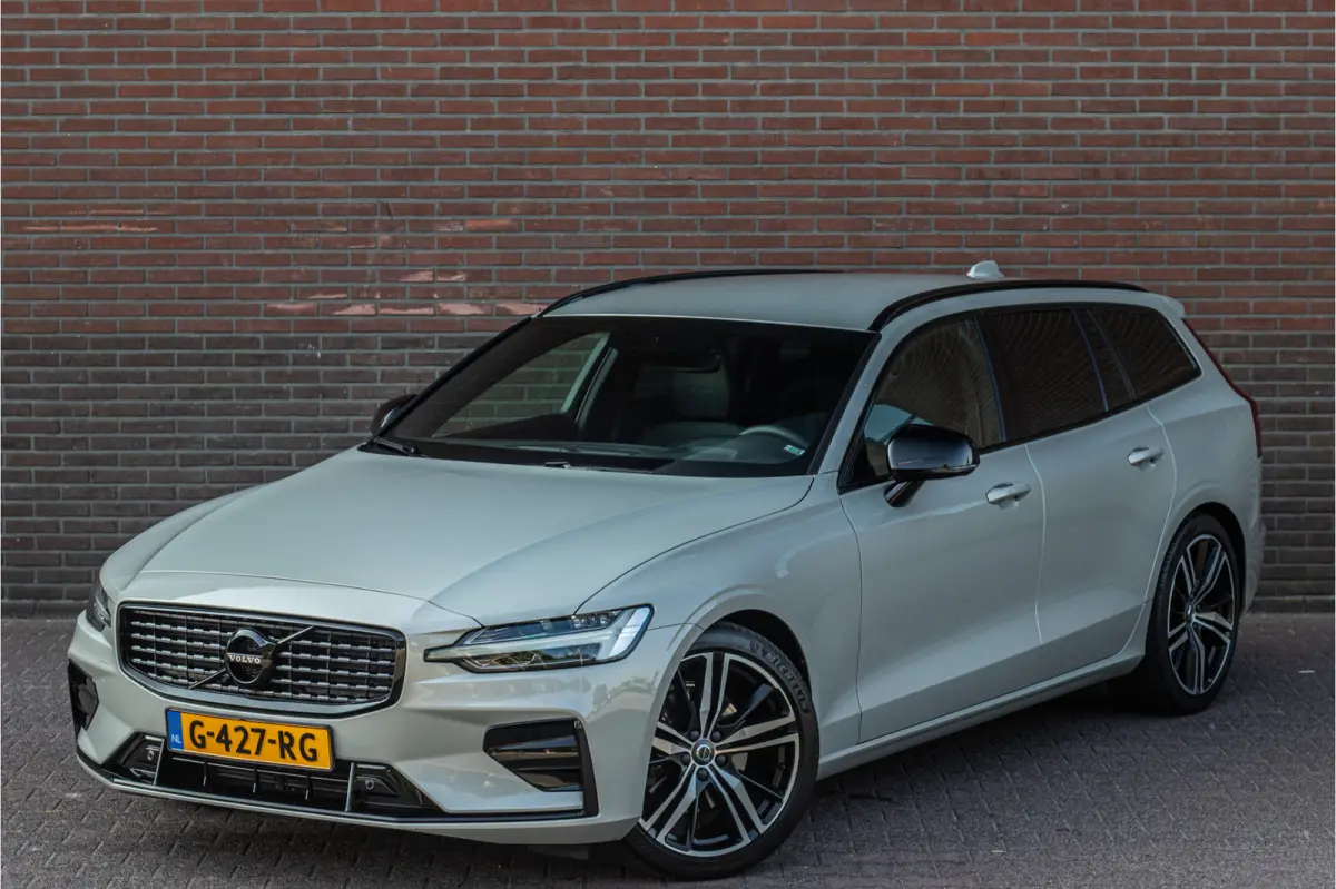 T4 R-Design, Origineel NL, Polestar, Stoel & Stuurverwarming, Camera, Leder, Carplay, Full LED, Memory.