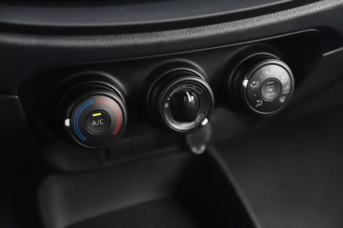 1.0 VVT-i MT Quiet Edition Airco Adaptive Cruise Elektrische Ramen CV