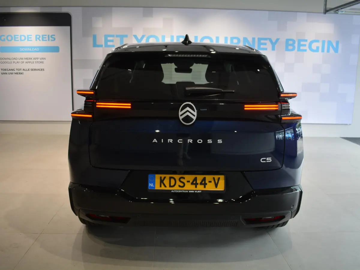 1.2 Hybrid 145 Business | Navigatie |