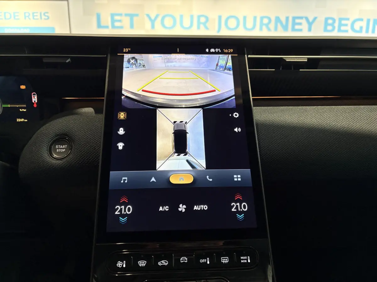 1.2 Hybrid 145 Business | Navigatie |