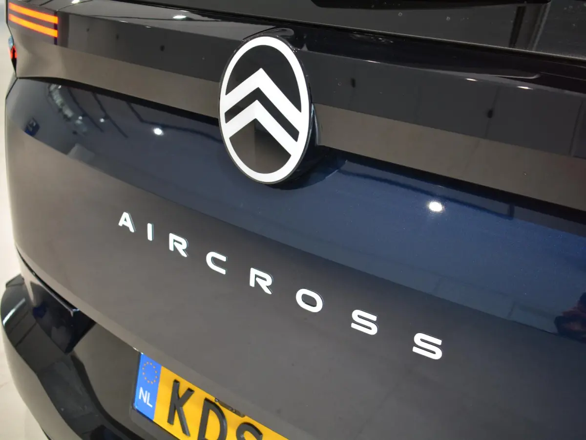 1.2 Hybrid 145 Business | Navigatie |