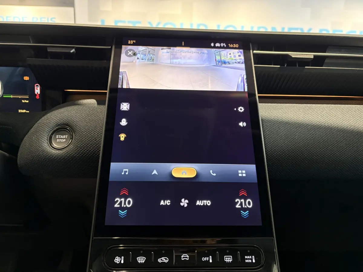 1.2 Hybrid 145 Business | Navigatie |