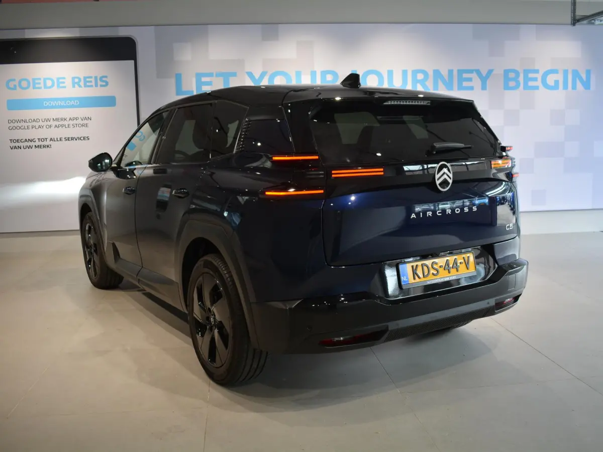 1.2 Hybrid 145 Business | Navigatie |