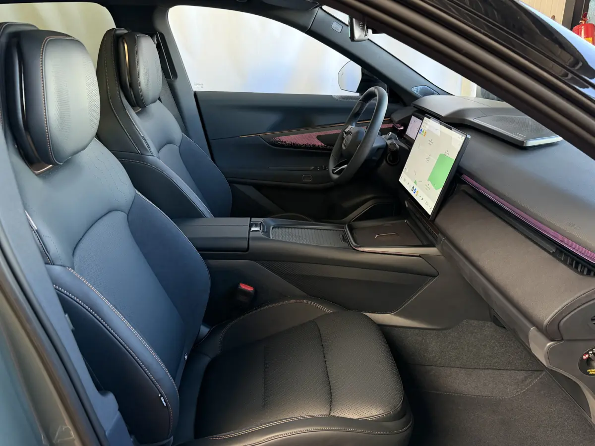 2026 MORE | 345PK PHEV | ±200KM ELEKTRISCH | DIRECT LEVERBAAR | MASSAGESTOELEN | STOELVERW./VENTILATIE | PANO | MATRIX LED | HARMAN KARDON | 360°CAM PHEV