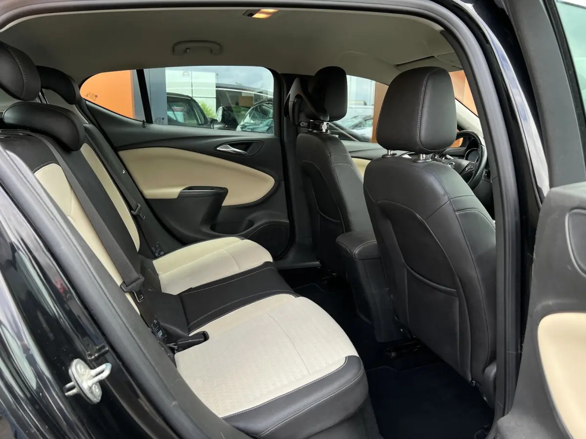 1.4 Turbo|Carplay|PDC|Stoel+Stoelverw.|Navi|Clima