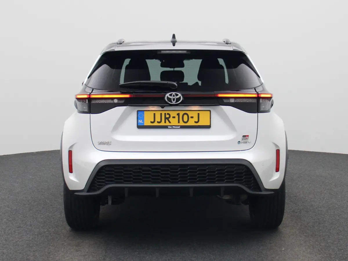 1.5 Hybrid 130 Launch Edition | Automaat |  Apple & Android Carplay | Cruise Control  | Parkeersensoren & Camera | Stoelverwarming | Climate Control