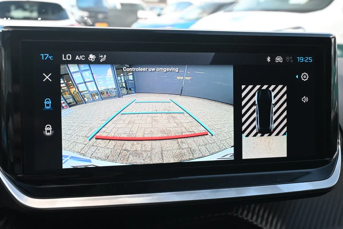 Business, (2025-H0) | 10" HD-touchscreen met PEUGEOT i-Connect® Advanced Navigatie | 10" touchscreen met DAB+ radio en Wireless Mirror Screen (Apple CarPlay / Android Auto ) | Armsteunen po