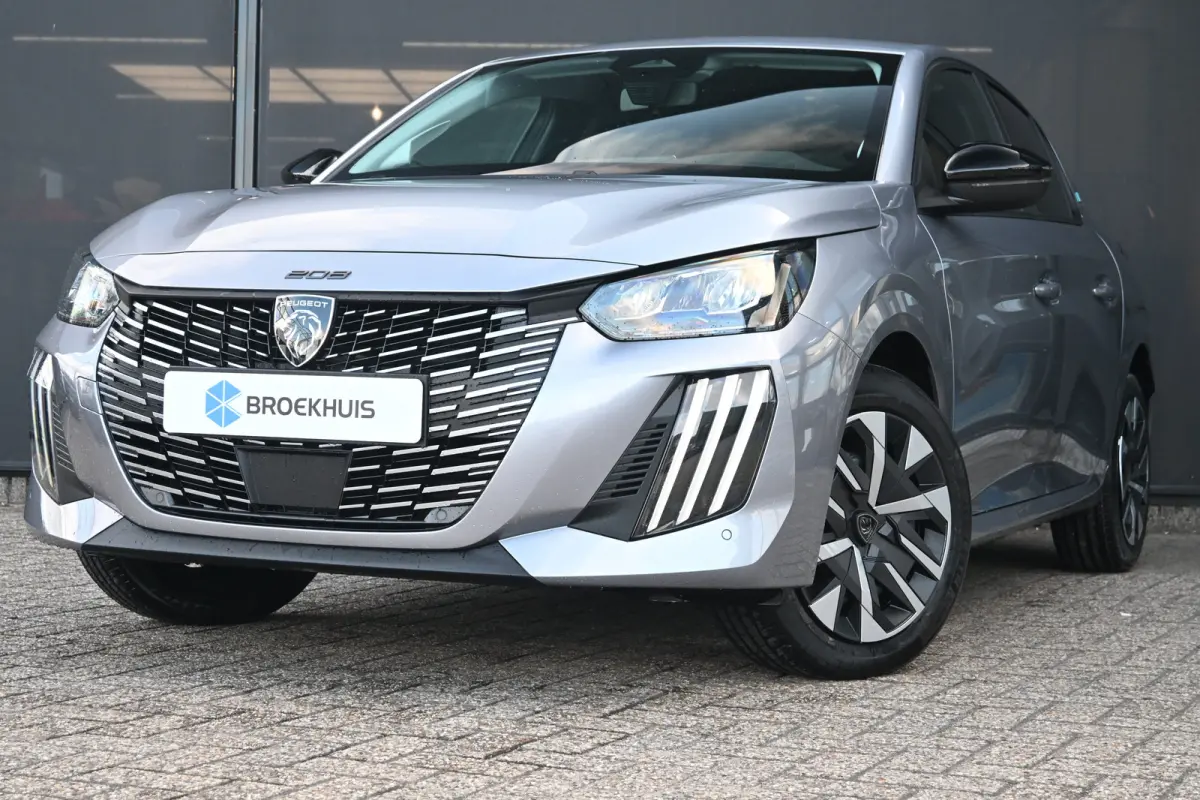 Business, (2025-H0) | 10" HD-touchscreen met PEUGEOT i-Connect® Advanced Navigatie | 10" touchscreen met DAB+ radio en Wireless Mirror Screen (Apple CarPlay / Android Auto ) | Armsteunen po