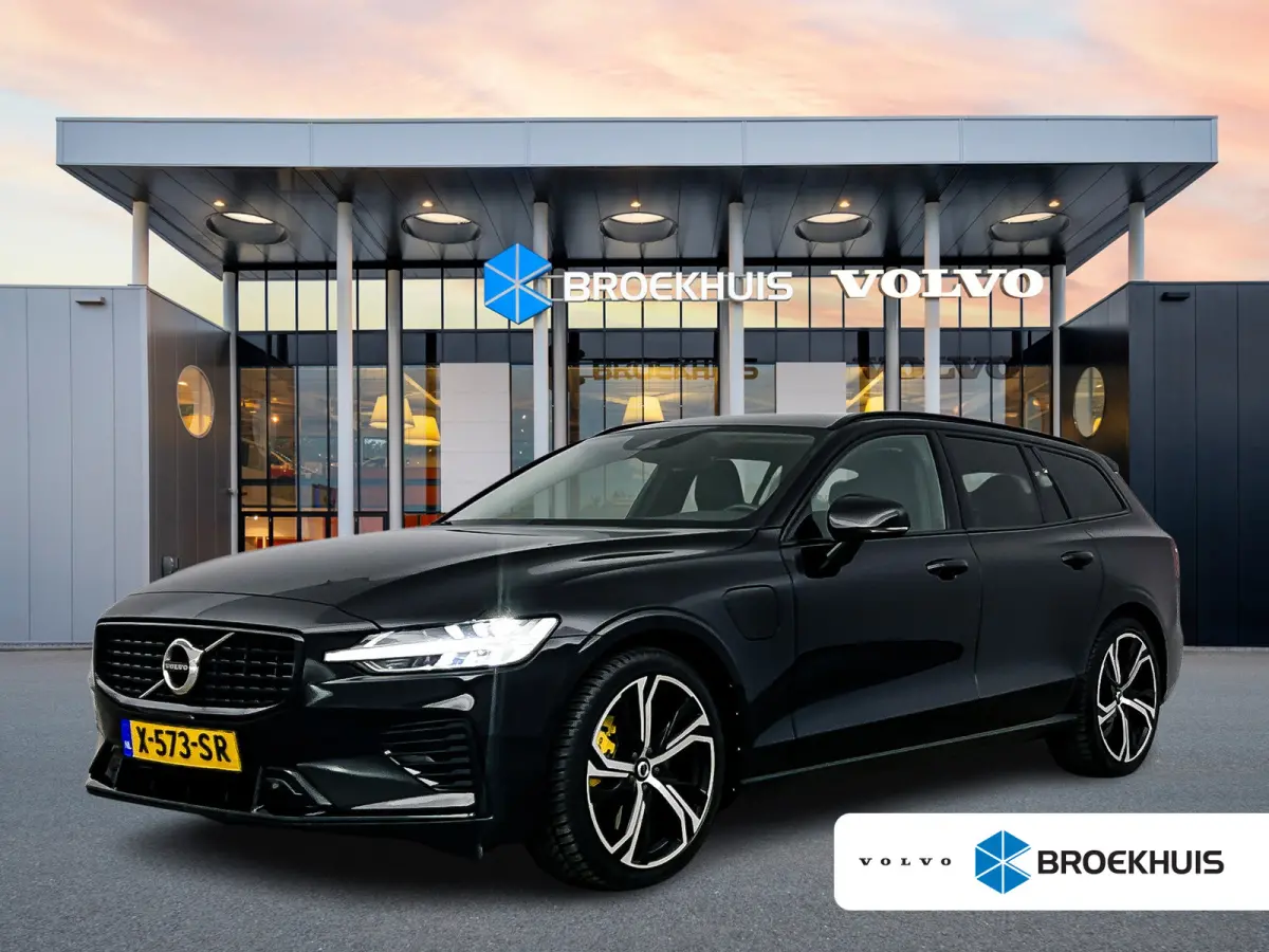 T6 Recharge R-Design | 19" | Lederen bekleding | Keyless | Elektr. Achterklep | Navigatie |