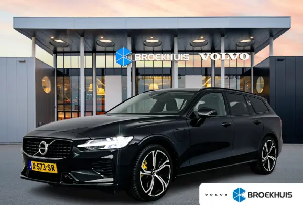 T6 Recharge R-Design | 19" | Lederen bekleding | Keyless | Elektr. Achterklep | Navigatie |
