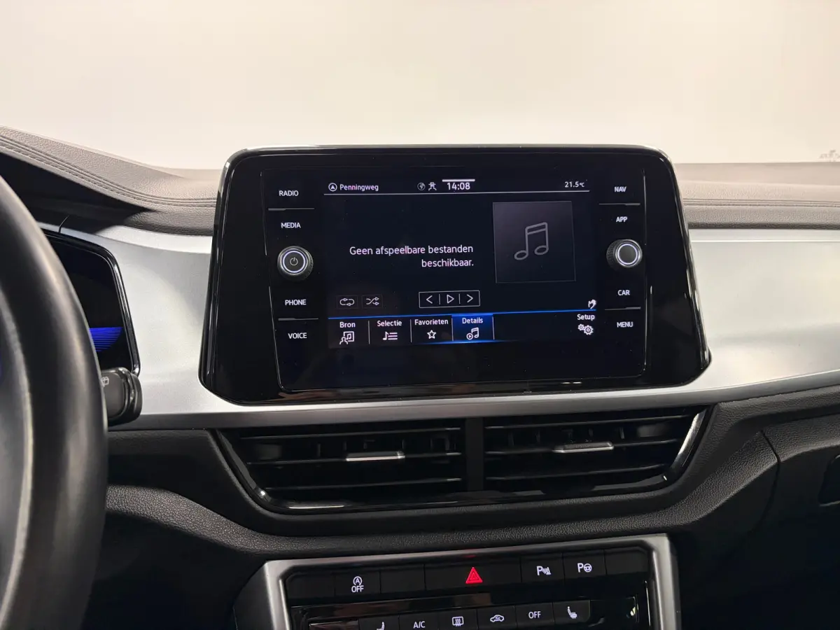 1.0 TSI Life Business*Stoelverwarming*LED*Cruise-Control*Apple-Carplay*