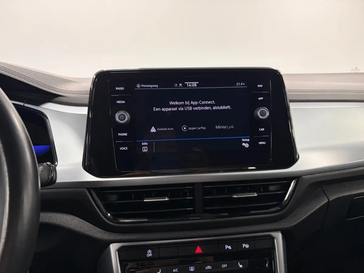 1.0 TSI Life Business*Stoelverwarming*LED*Cruise-Control*Apple-Carplay*