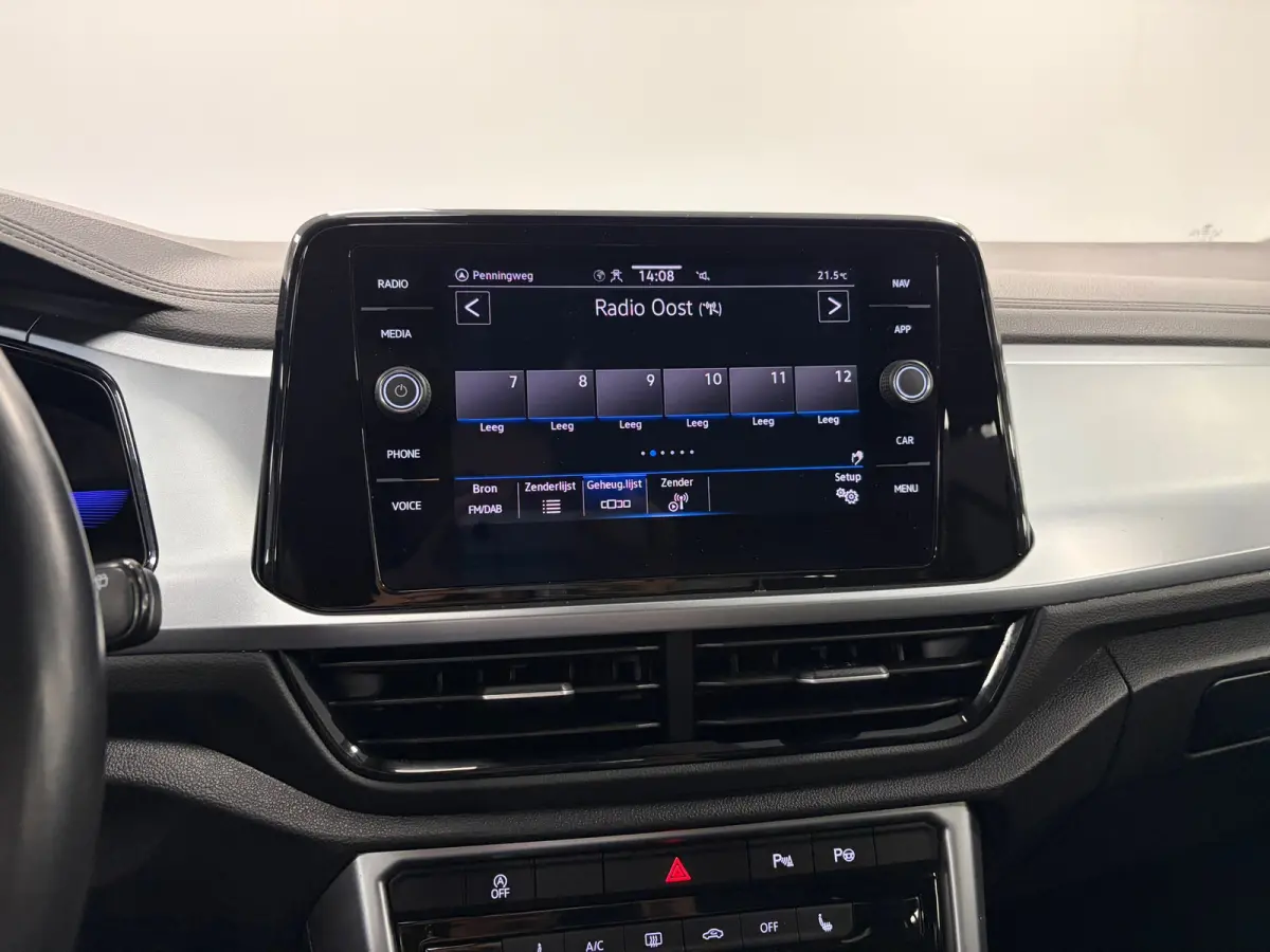 1.0 TSI Life Business*Stoelverwarming*LED*Cruise-Control*Apple-Carplay*