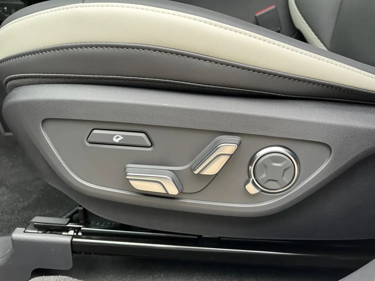 GT-PlusLine 81.4 kWh | 17% bijtelling! | 505 KM actieradius | Warmtepomp | Massagefunctie | Harman/Kardon audio-installatie | Dodehoekcamera | 360 camera | Glazen schuif-/kanteldak | Memory 