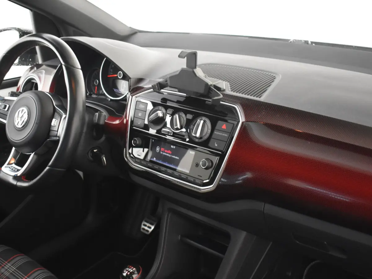 up! 1.0 TSI GTI 115PK | Glazen panorama-dak | Stoelverwarming | Cruise control |Airco | DAB | Parkeersensor achter | 17"LMV