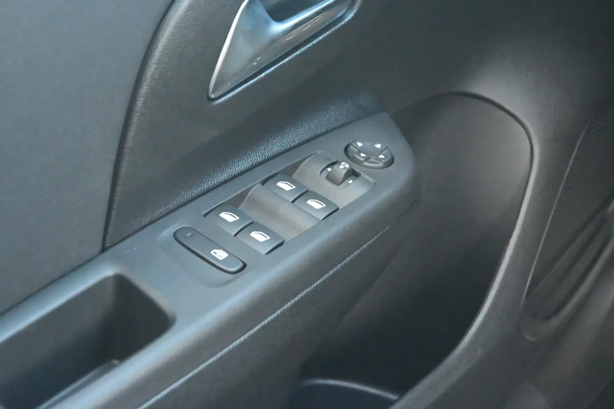 GS, (2026A) 110pk Hybrid | Navigatie | Achteruitrijcamera | Draadloos Apple Carplay & Android Auto | !!
