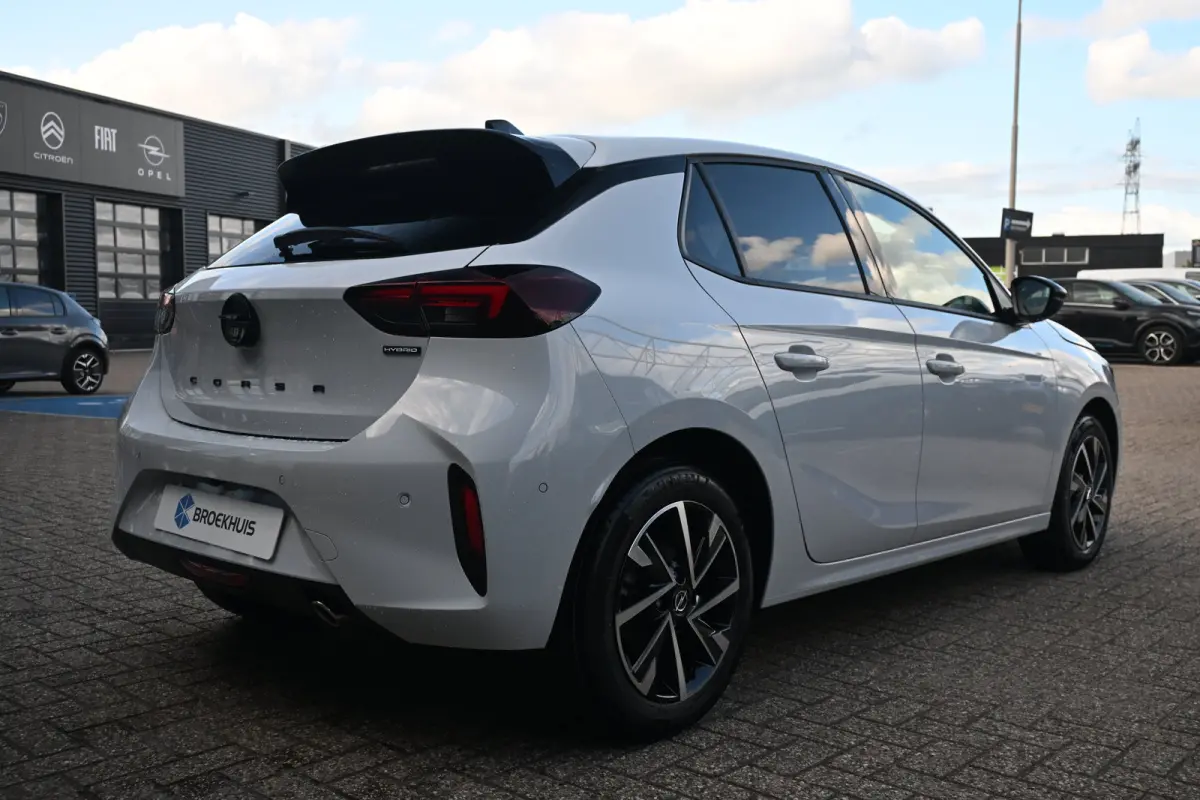 GS, (2026A) 110pk Hybrid | Navigatie | Achteruitrijcamera | Draadloos Apple Carplay & Android Auto | !!