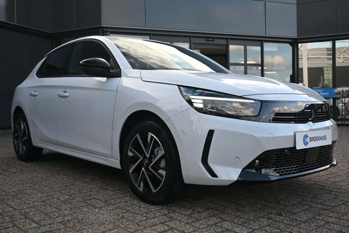 GS, (2026A) 110pk Hybrid | Navigatie | Achteruitrijcamera | Draadloos Apple Carplay & Android Auto | !!