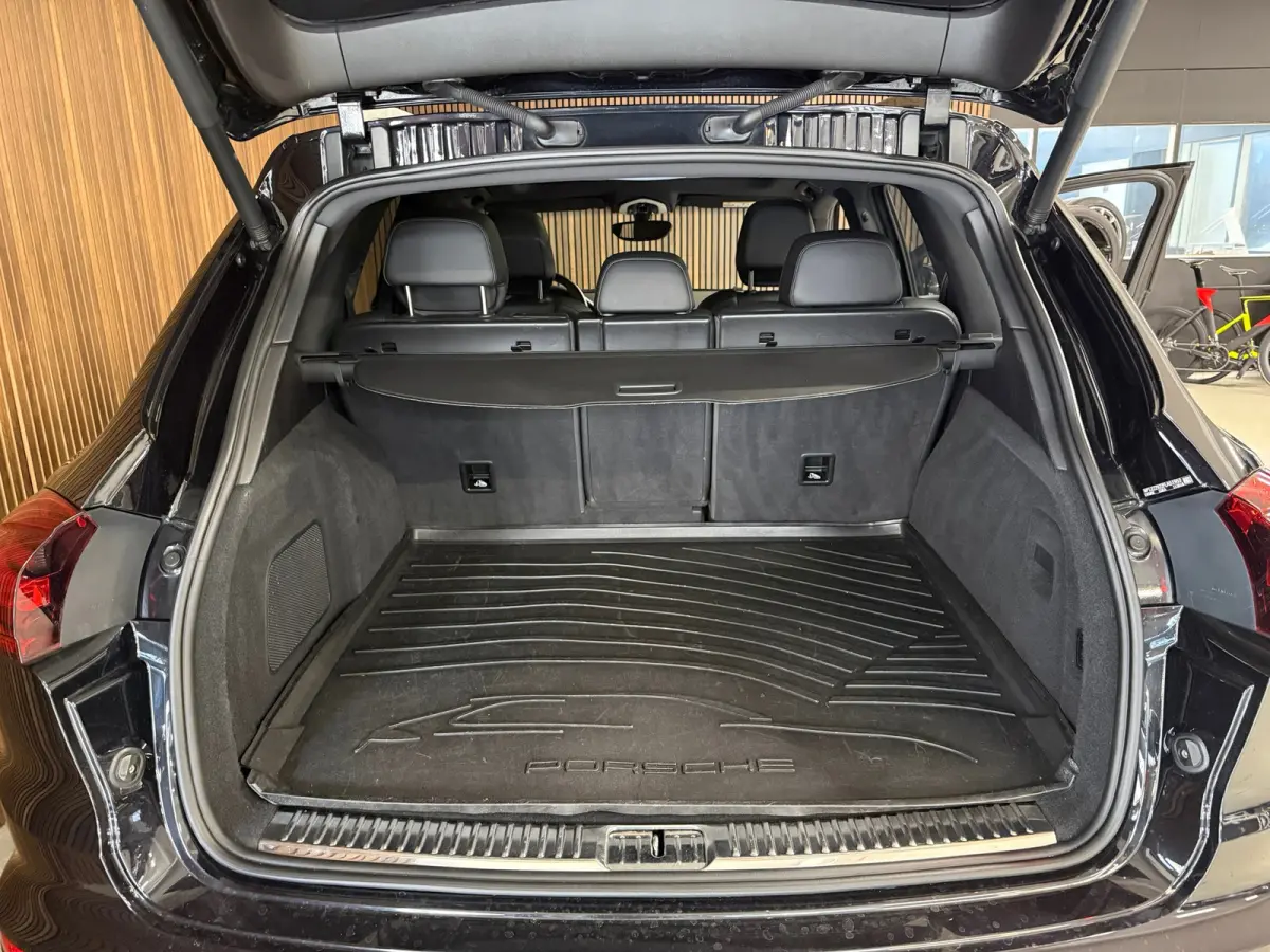 3.0 S E-Hybrid - Pano - 21 inch -