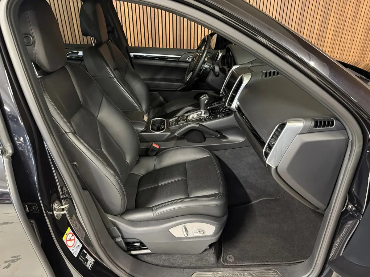 3.0 S E-Hybrid - Pano - 21 inch -