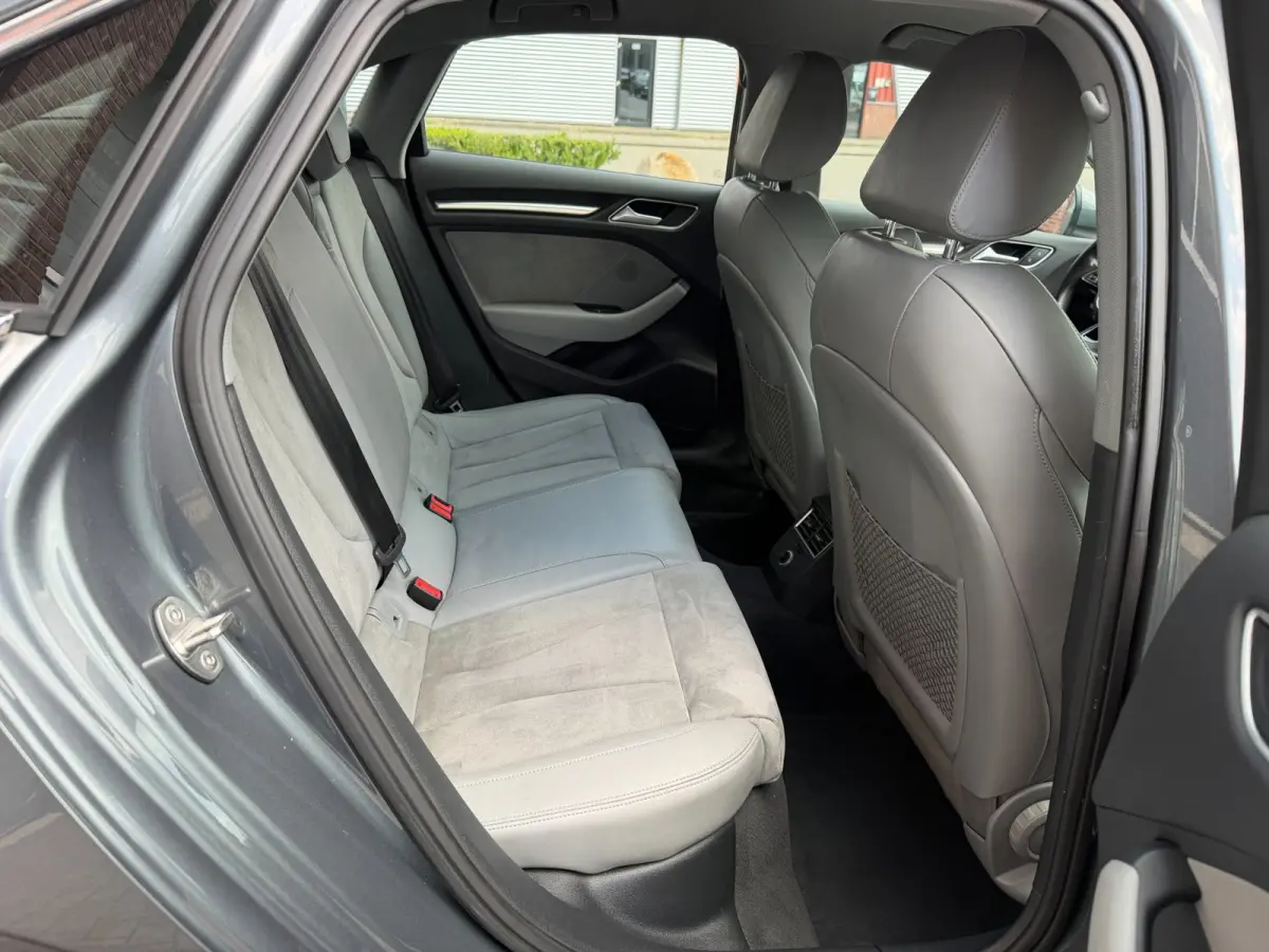 1.4 TFSI Virtual Matrix Camera Carplay PDC