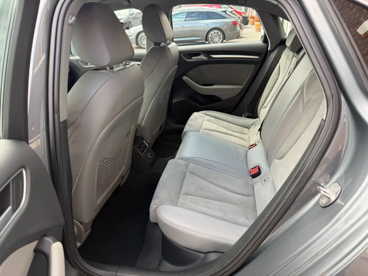 1.4 TFSI Virtual Matrix Camera Carplay PDC