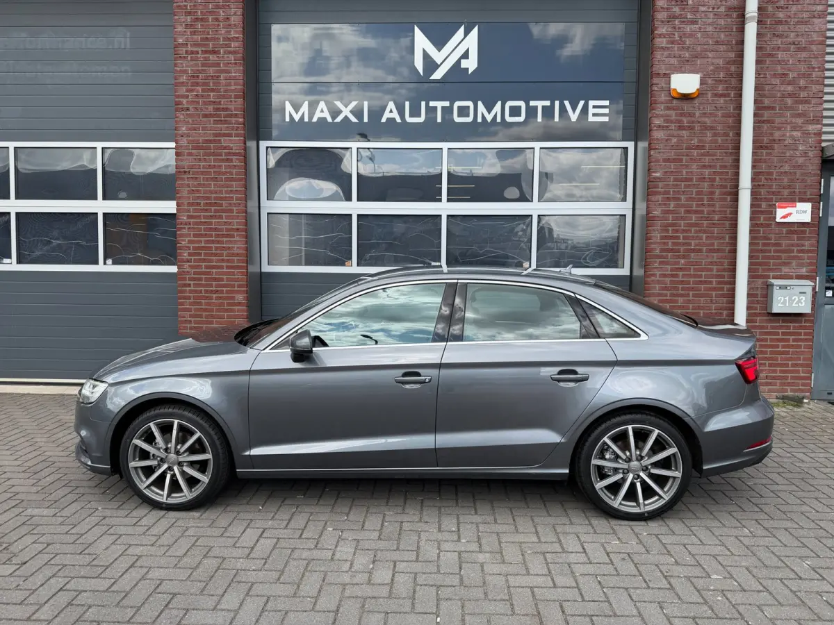 1.4 TFSI Virtual Matrix Camera Carplay PDC