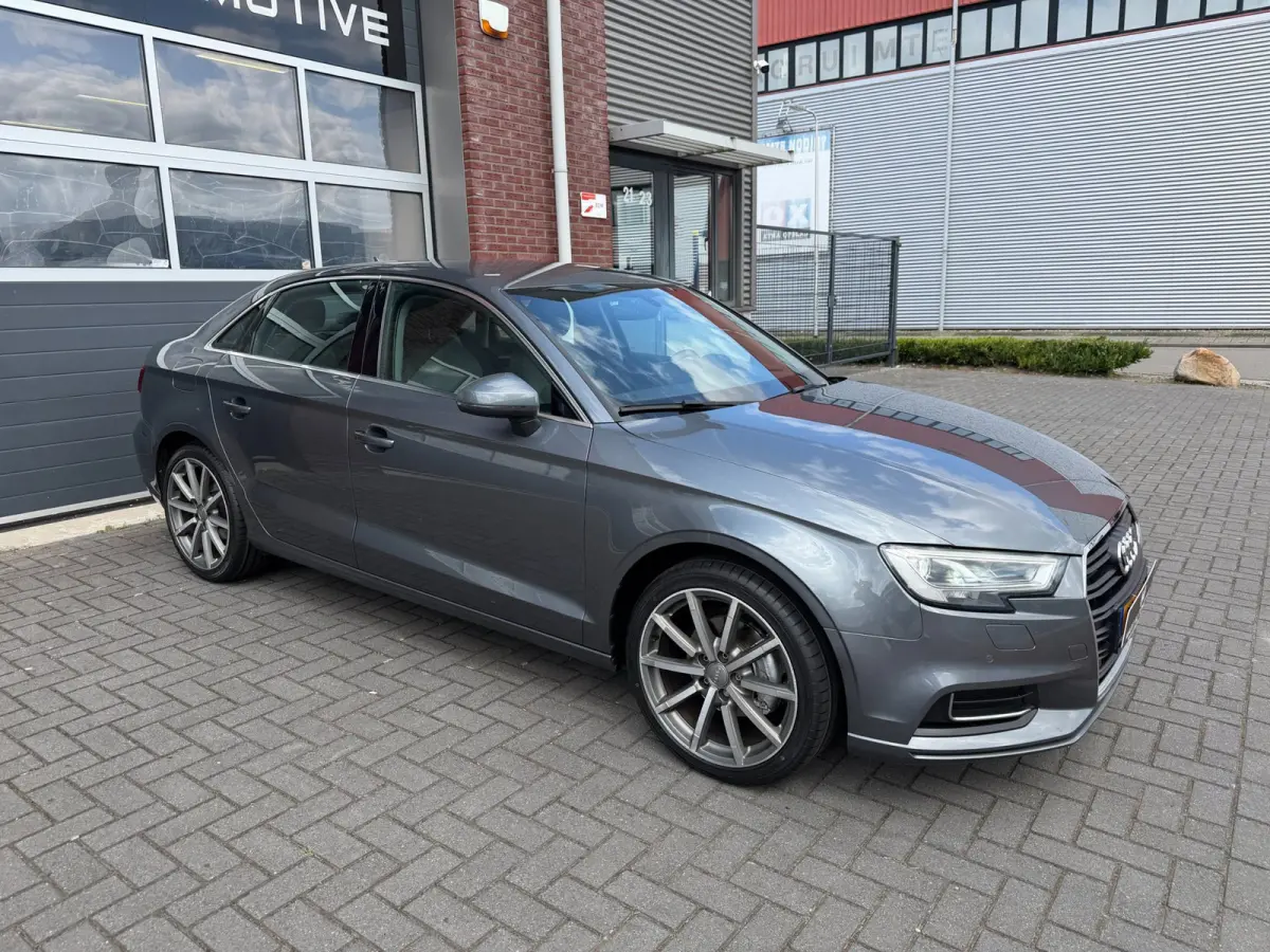 1.4 TFSI Virtual Matrix Camera Carplay PDC