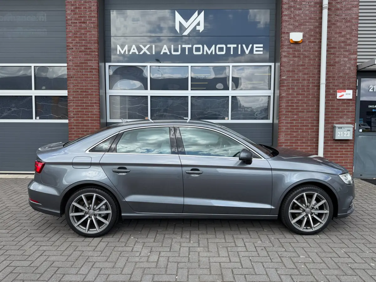 1.4 TFSI Virtual Matrix Camera Carplay PDC