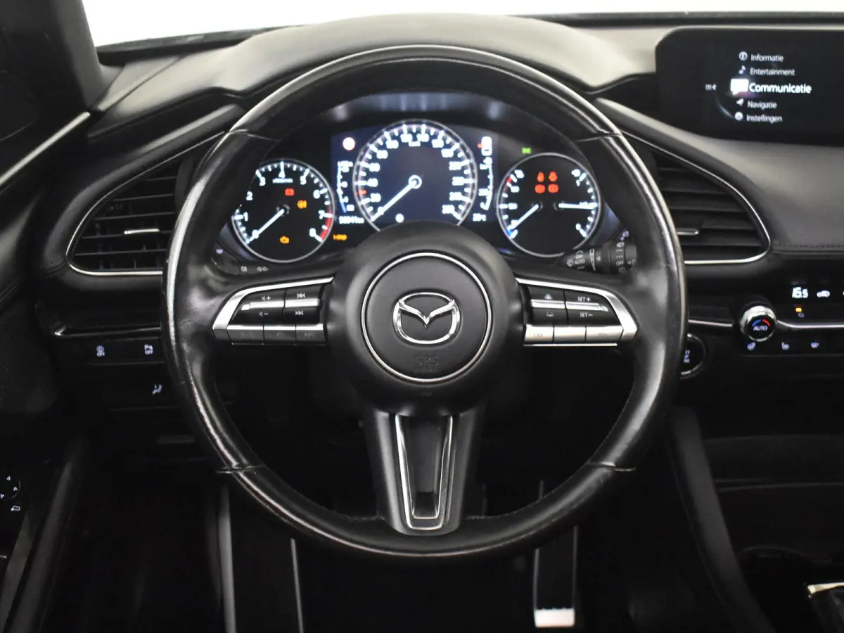 2.0 e-SkyActiv-X M Hybrid 186 Luxury l Bose Sound l Leder l Schuifdak l LED l CLimate Contr. l Full Map Navigatie l Camera l Spec. Velgen l