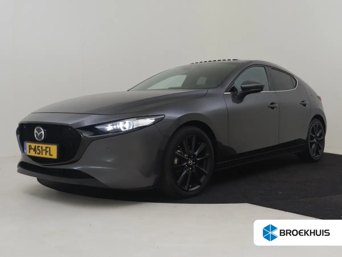 2.0 e-SkyActiv-X M Hybrid 186 Luxury l Bose Sound l Leder l Schuifdak l LED l CLimate Contr. l Full Map Navigatie l Camera l Spec. Velgen l