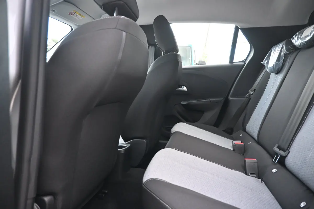 Edition 110pk Hybrid | Achteruitrijcamera | Navigatie By App | Parkeersensoren | !!