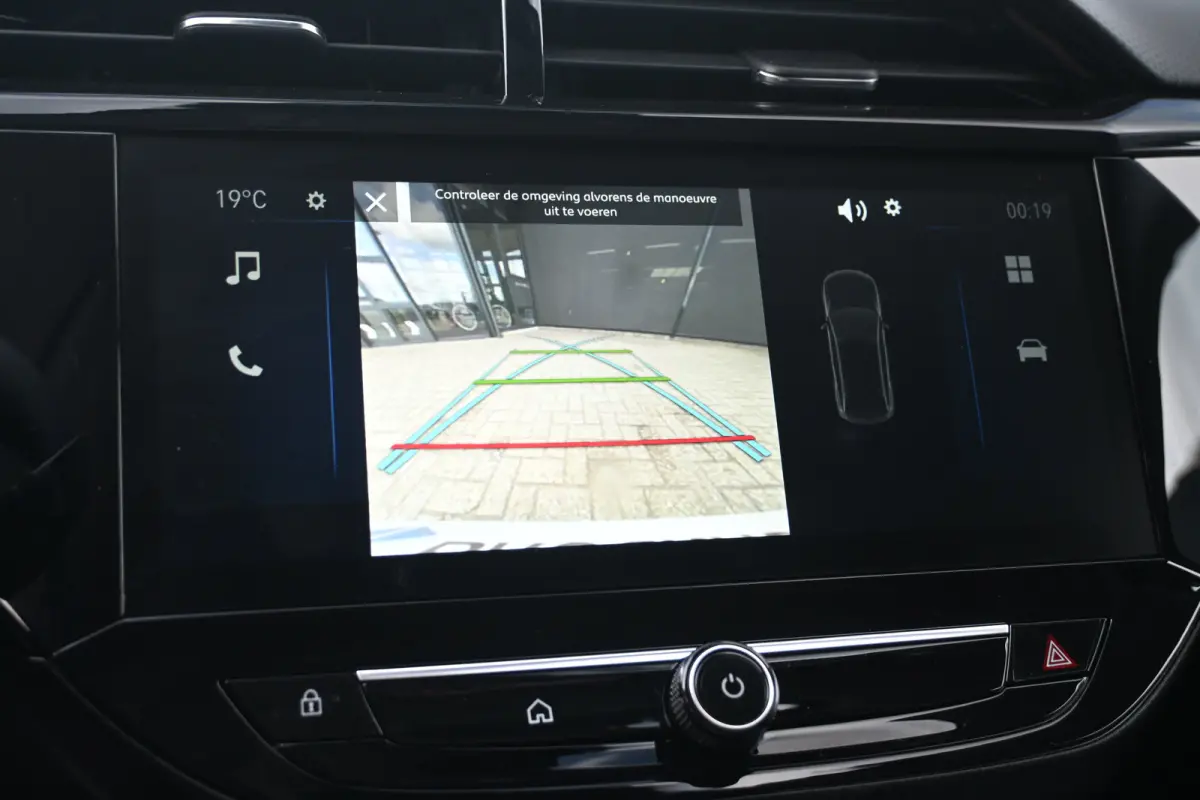 Edition 110pk Hybrid | Achteruitrijcamera | Navigatie By App | Parkeersensoren | !!