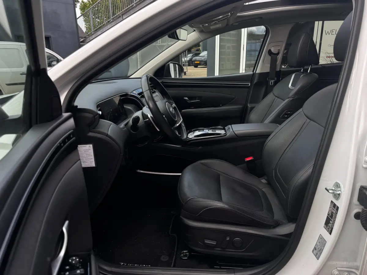 1.6 T-GDI PHEV Premium Sky 4WD | 97% SOH | Trekhaak | Pano | Leder + Memory | 360 Camera | Winter Pack
