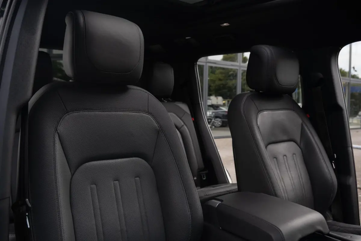 2.0 P400e X-Dynamic HSE Edition|1 Eigenaar|Org NL NAP|Panoramadak|Trekhaak|Luchtvering|CarPlay|Nieuwstaat|Dealer Onderhouden