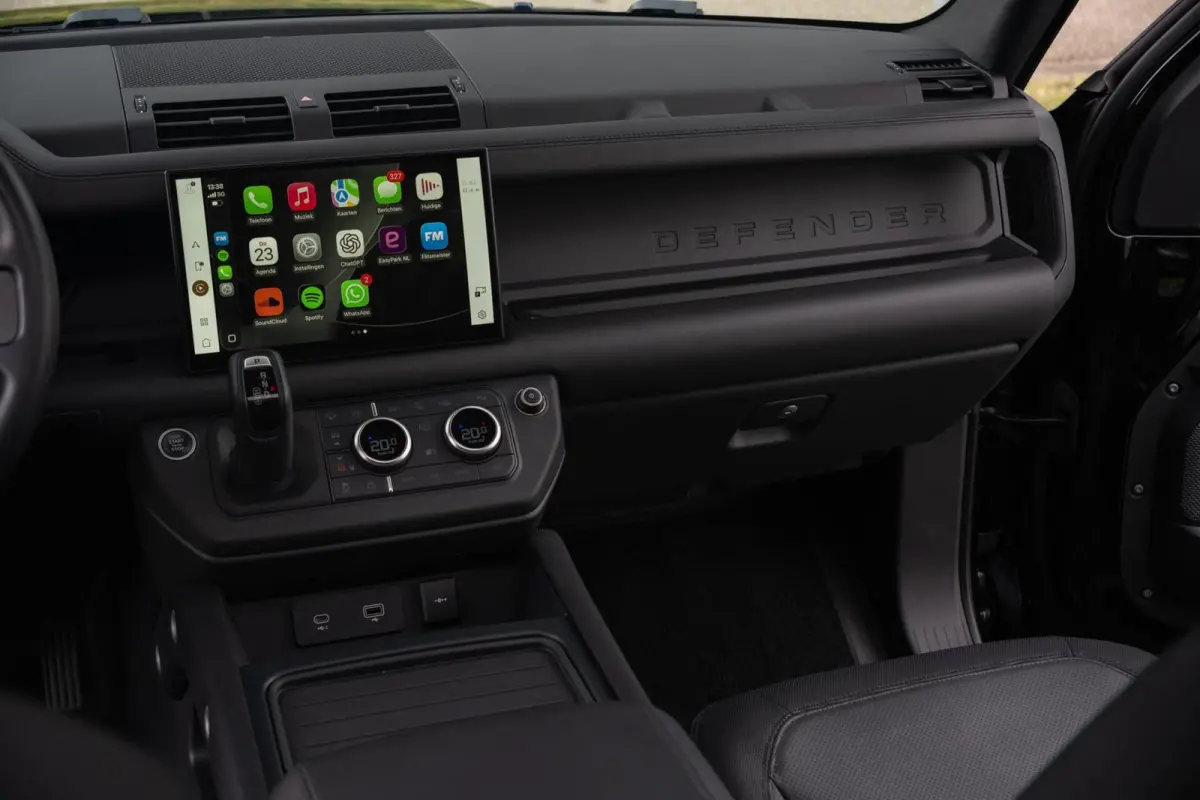 2.0 P400e X-Dynamic HSE Edition|1 Eigenaar|Org NL NAP|Panoramadak|Trekhaak|Luchtvering|CarPlay|Nieuwstaat|Dealer Onderhouden