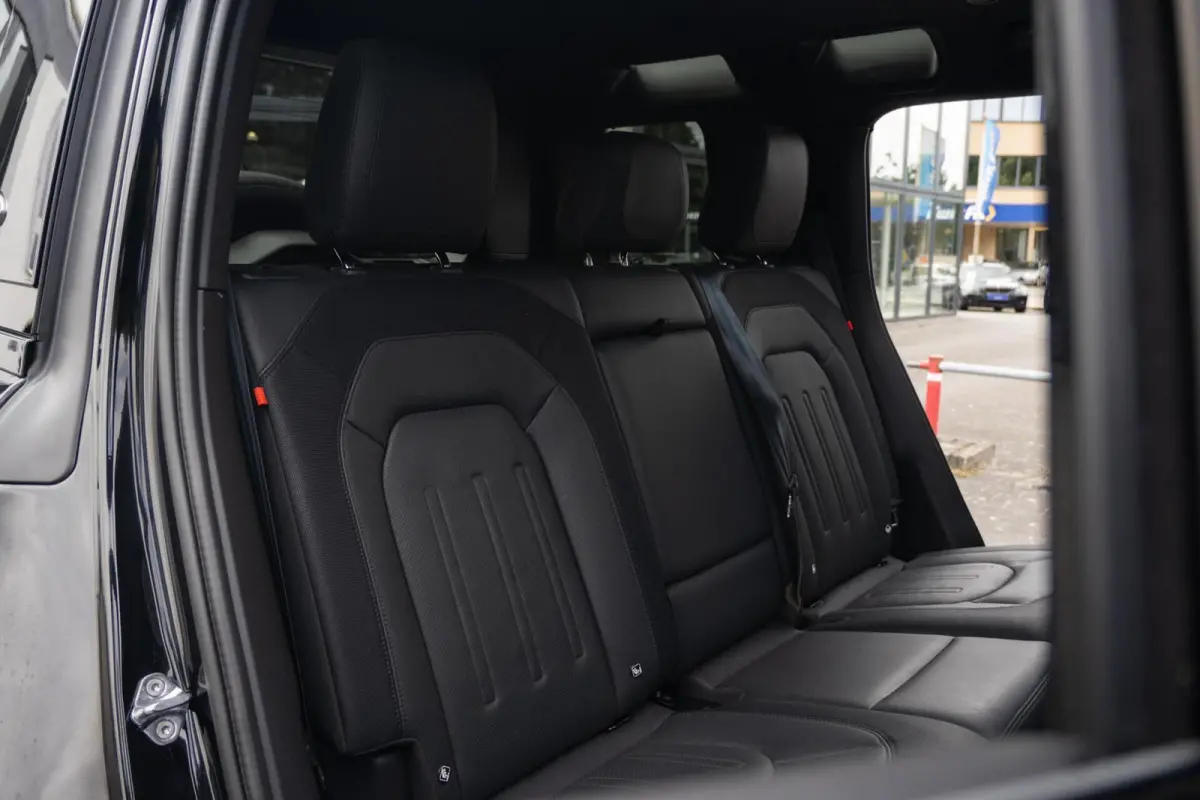 2.0 P400e X-Dynamic HSE Edition|1 Eigenaar|Org NL NAP|Panoramadak|Trekhaak|Luchtvering|CarPlay|Nieuwstaat|Dealer Onderhouden