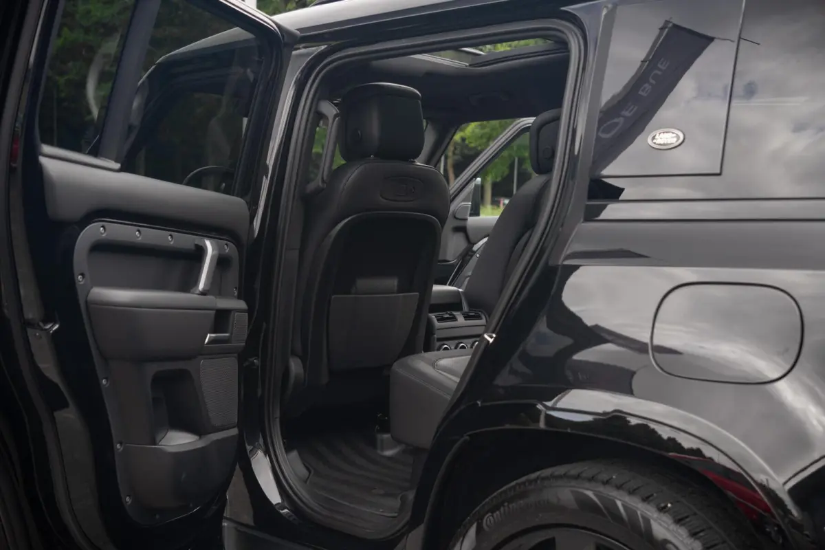 2.0 P400e X-Dynamic HSE Edition|1 Eigenaar|Org NL NAP|Panoramadak|Trekhaak|Luchtvering|CarPlay|Nieuwstaat|Dealer Onderhouden
