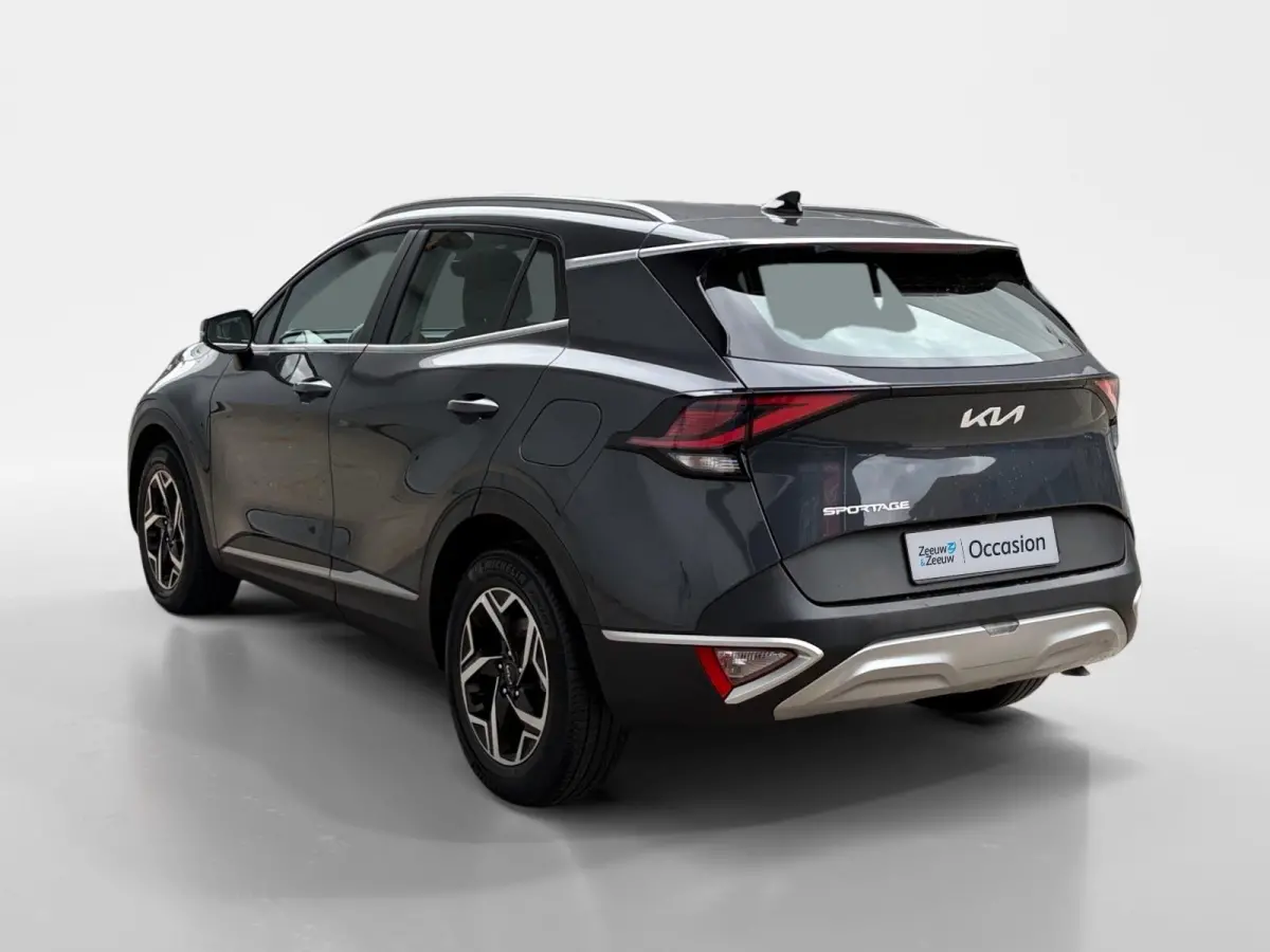 1.6 T-GDi MHEV DynamicLine Edition | Stoel- en stuurverwarming | Achteruitrijcamera | Parkeersensoren voor- en achter | Apple/Android Carplay | Navi | Climate control | Cruise control