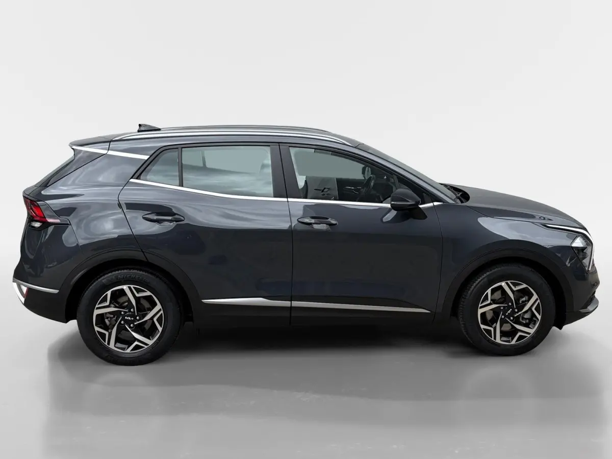 1.6 T-GDi MHEV DynamicLine Edition | Stoel- en stuurverwarming | Achteruitrijcamera | Parkeersensoren voor- en achter | Apple/Android Carplay | Navi | Climate control | Cruise control