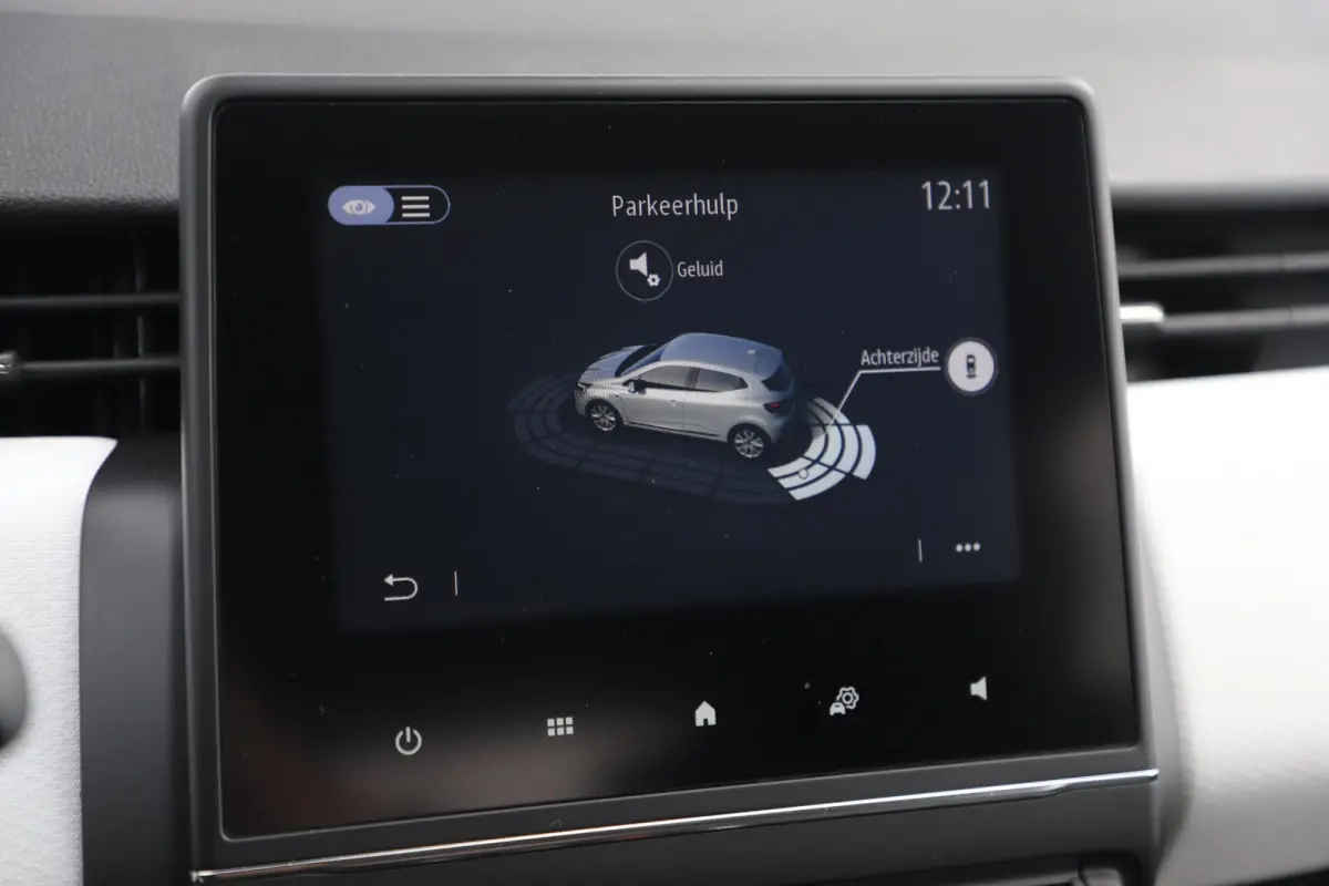 1.0 TCe 90 Evolution 16 inch LMV Navigatie Carplay Android Airco Cruise Control LED Donkere Ramen Parkeersensor Rijstrooksensor