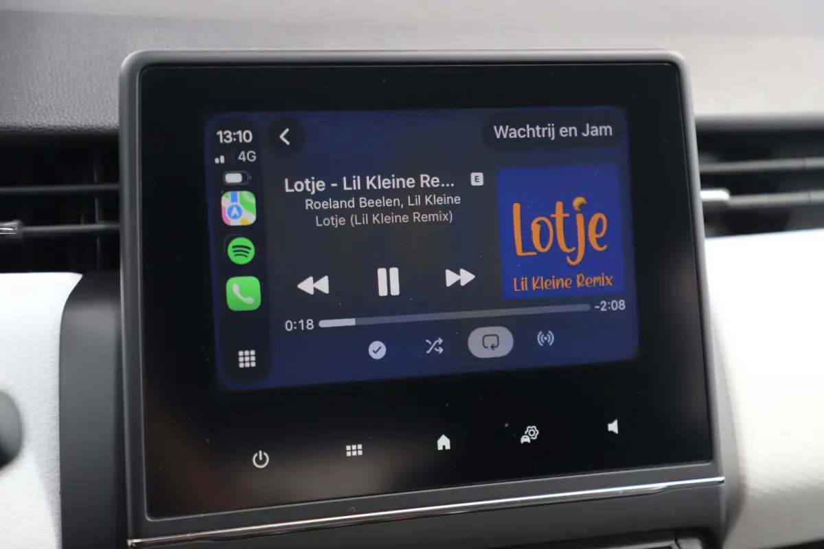 1.0 TCe 90 Evolution 16 inch LMV Navigatie Carplay Android Airco Cruise Control LED Donkere Ramen Parkeersensor Rijstrooksensor