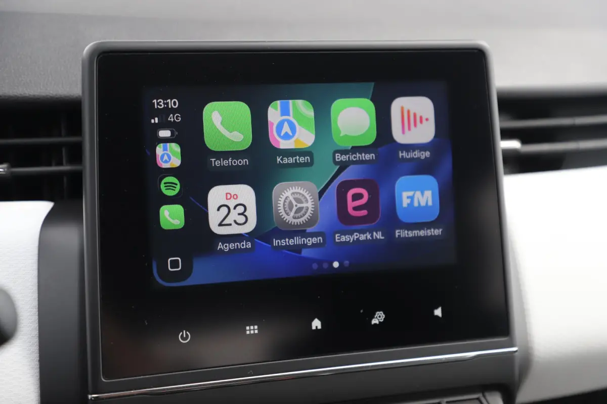 1.0 TCe 90 Evolution 16 inch LMV Navigatie Carplay Android Airco Cruise Control LED Donkere Ramen Parkeersensor Rijstrooksensor